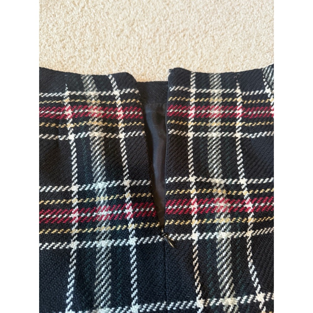 VTG Talbots 100% Wool Pencil Skirt Plaid Knee Length Back Zip Women's 10 Petite - Picture 3 of 9